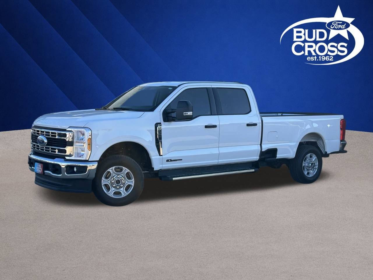 2025 Ford F-350 Super Duty XLT's photo