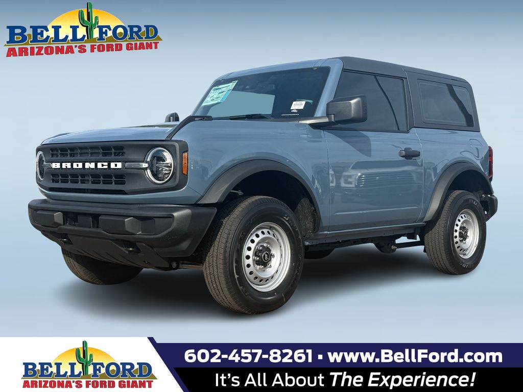 2025 Ford Bronco Base's photo