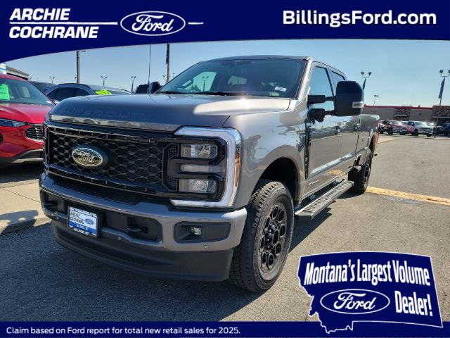 2025 Ford F-350 Super Duty Lariat's photo