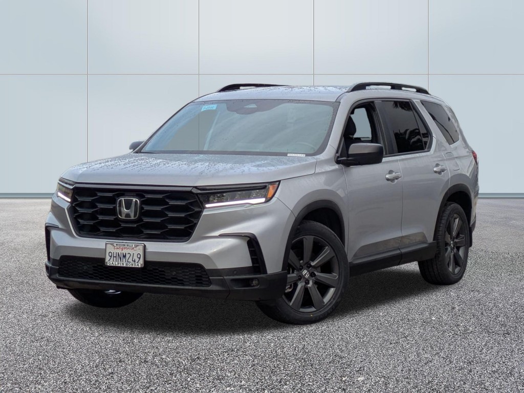2023 Honda Pilot AWD Sport