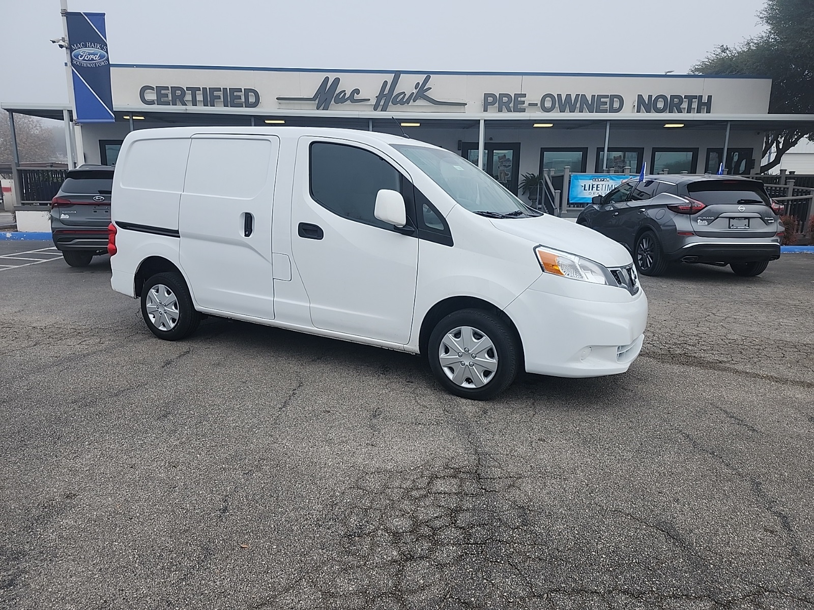 2019 Nissan NV200 SV's photo