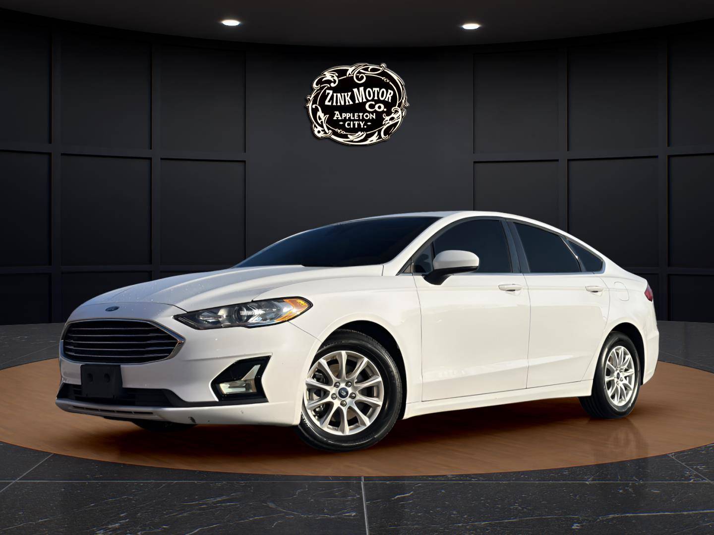 2019 Ford Fusion S's photo