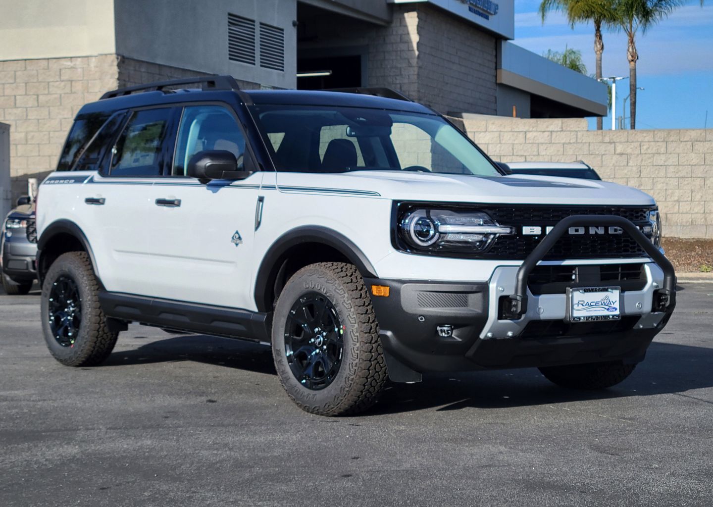 2025 Ford Bronco Sport Outer Banks's photo