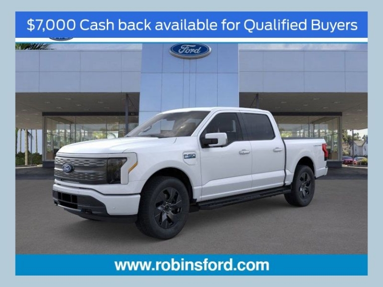 2025 Ford F-150 Lightning LARIAT