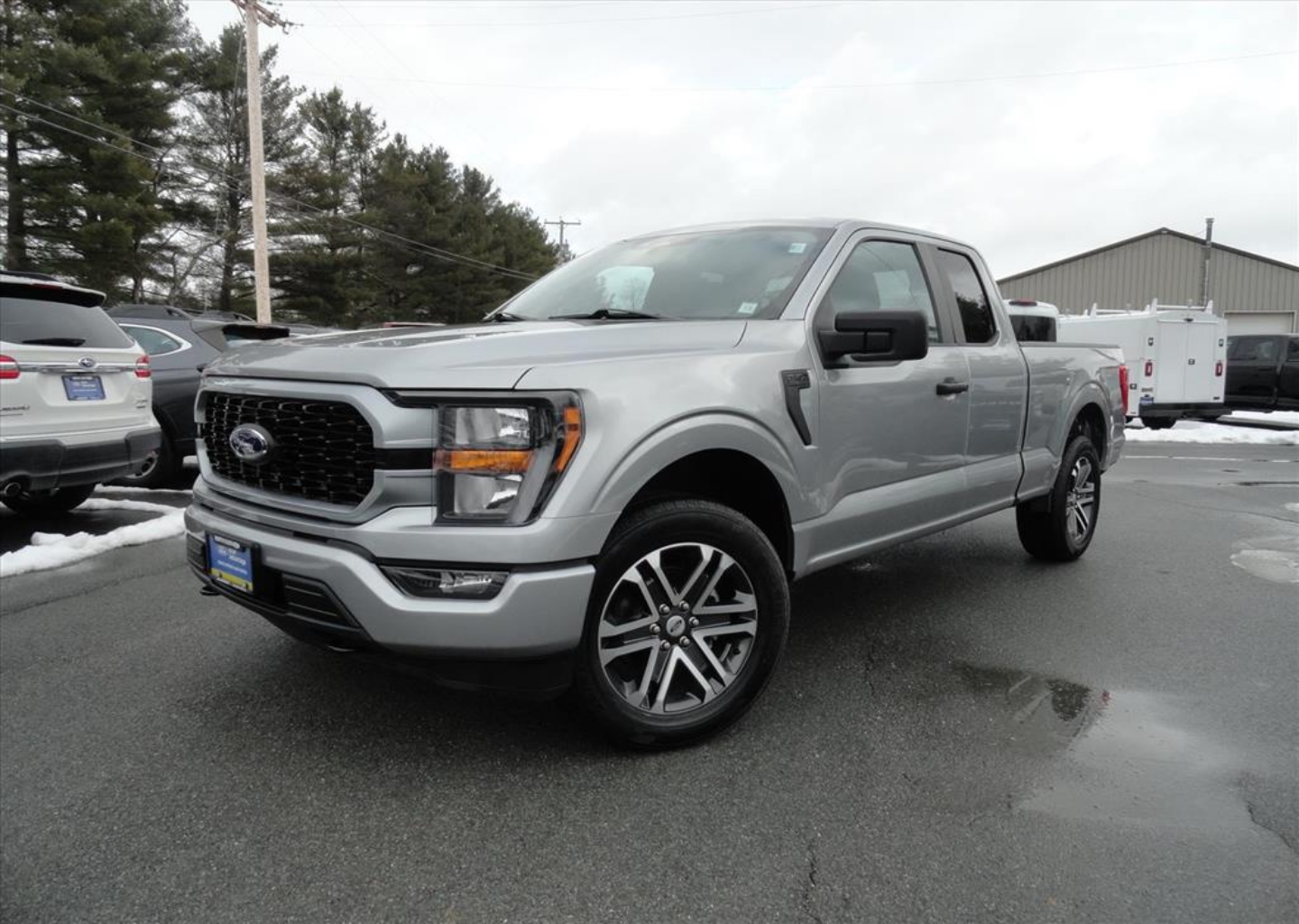 2023 Ford F-150 XL's photo