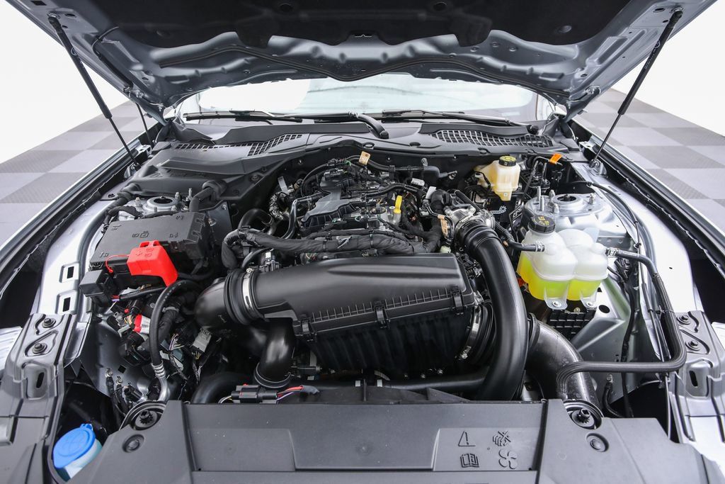 2025 Ford Mustang EcoBoost Fastback - Photo 30