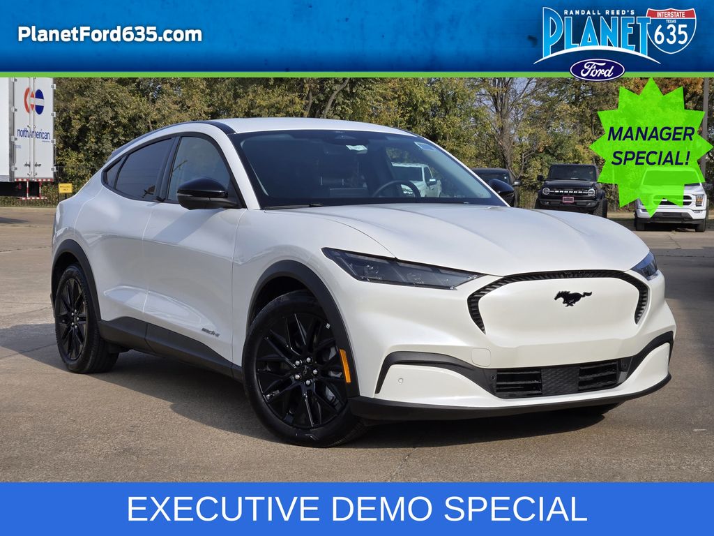 2025 Ford Mustang-Mach-e Select's photo