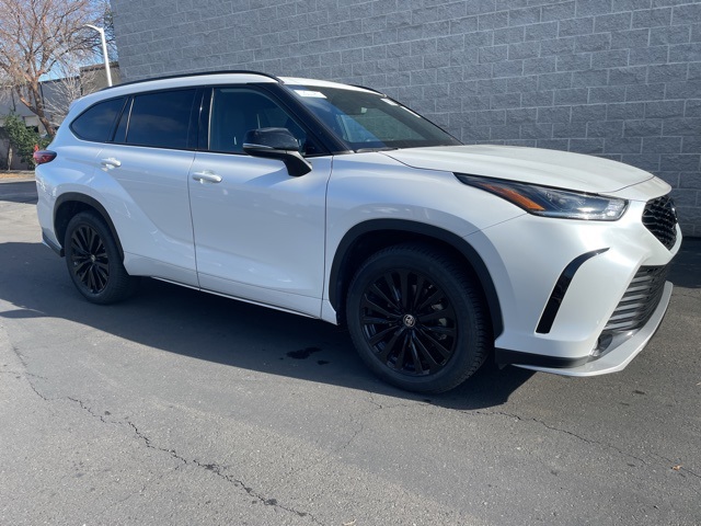Used 2023 Toyota Highlander XSE