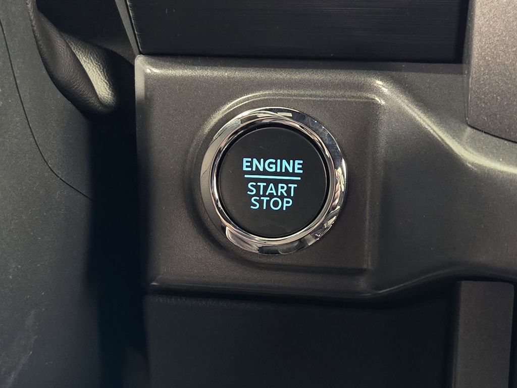 2025 Ford F-150 XLT - Photo 34