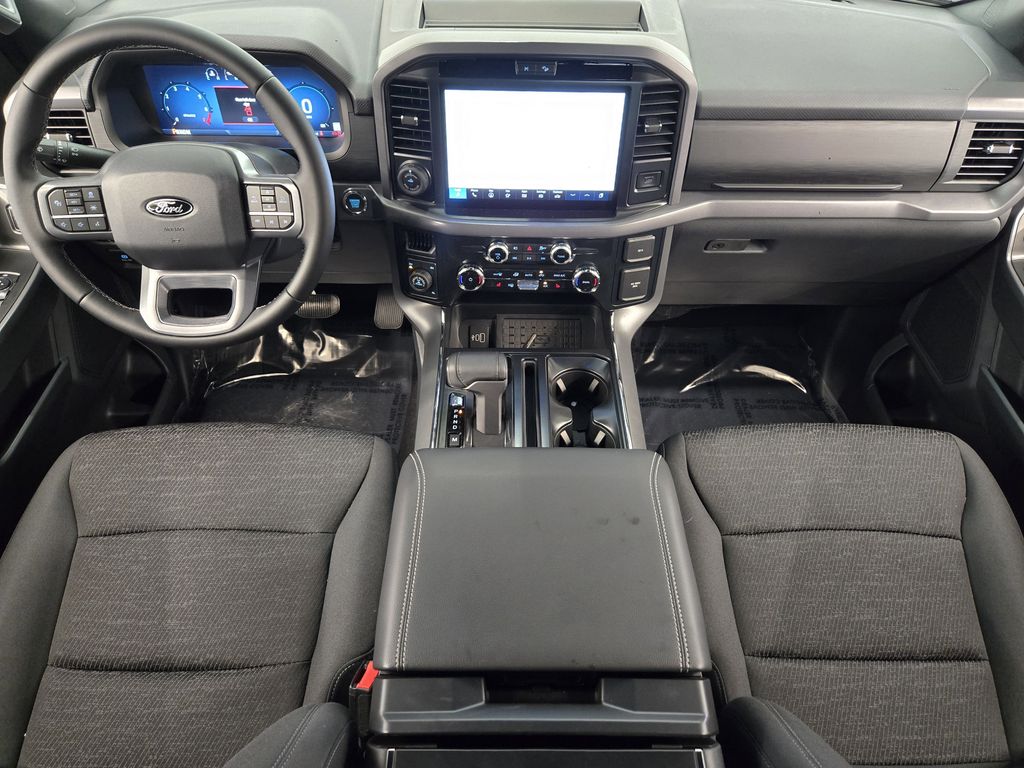 2025 Ford F-150 XLT - Photo 40
