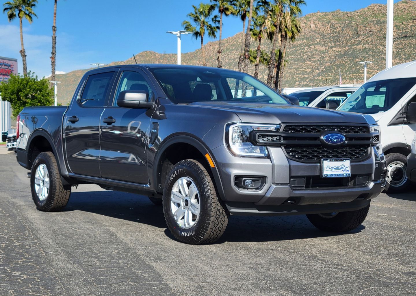 2025 Ford Ranger XL's photo