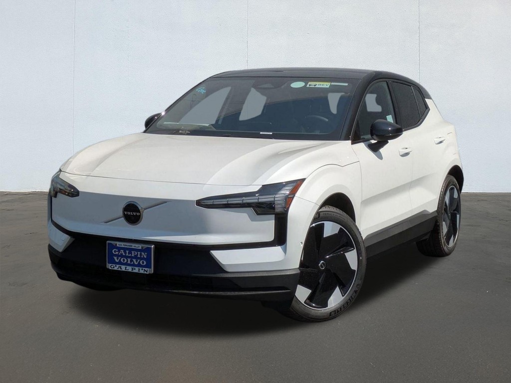 2025 Volvo EX30 Ultra Twin Motor Performance, Fully electric