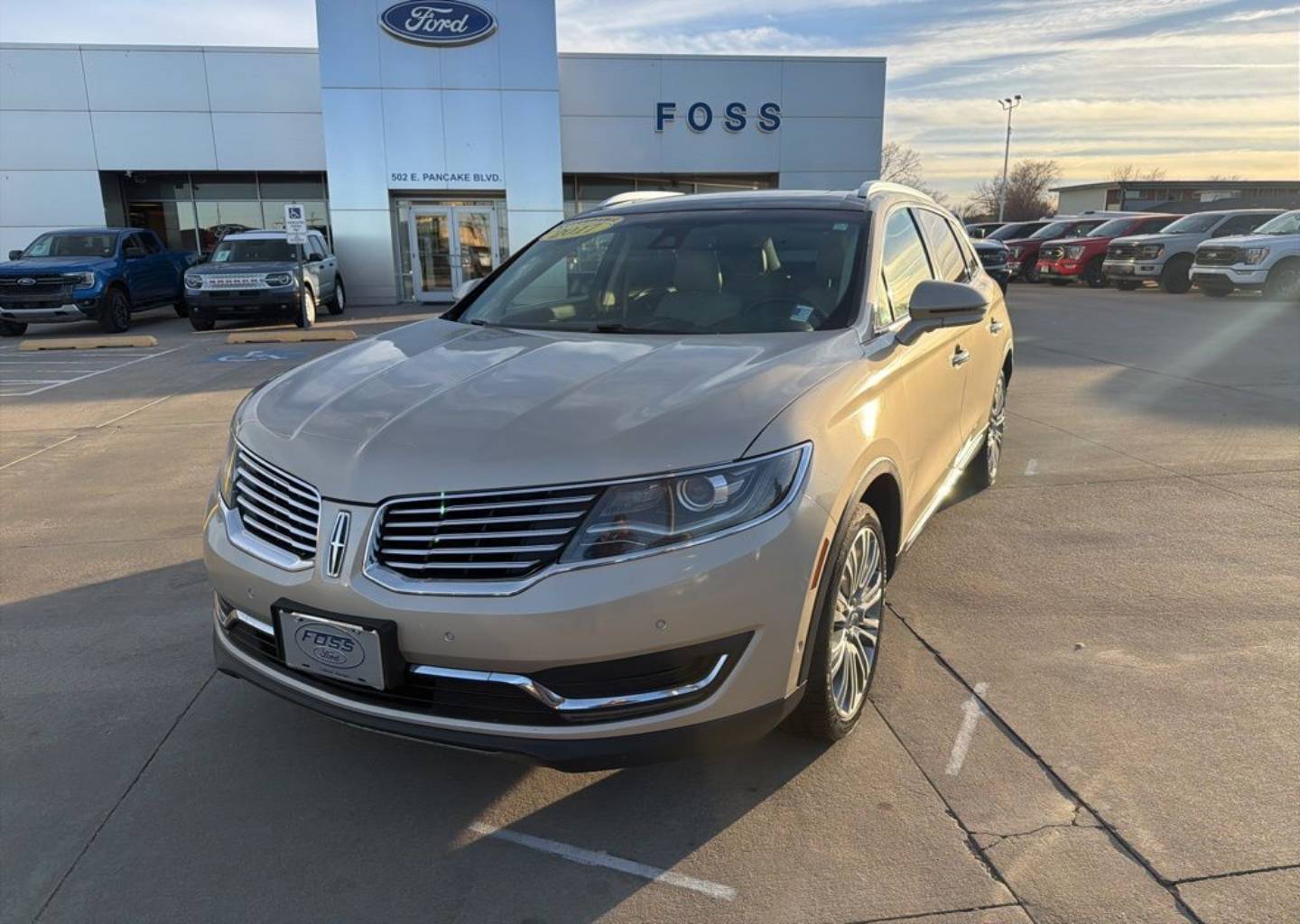 2017 Lincoln MKX Reserve's photo