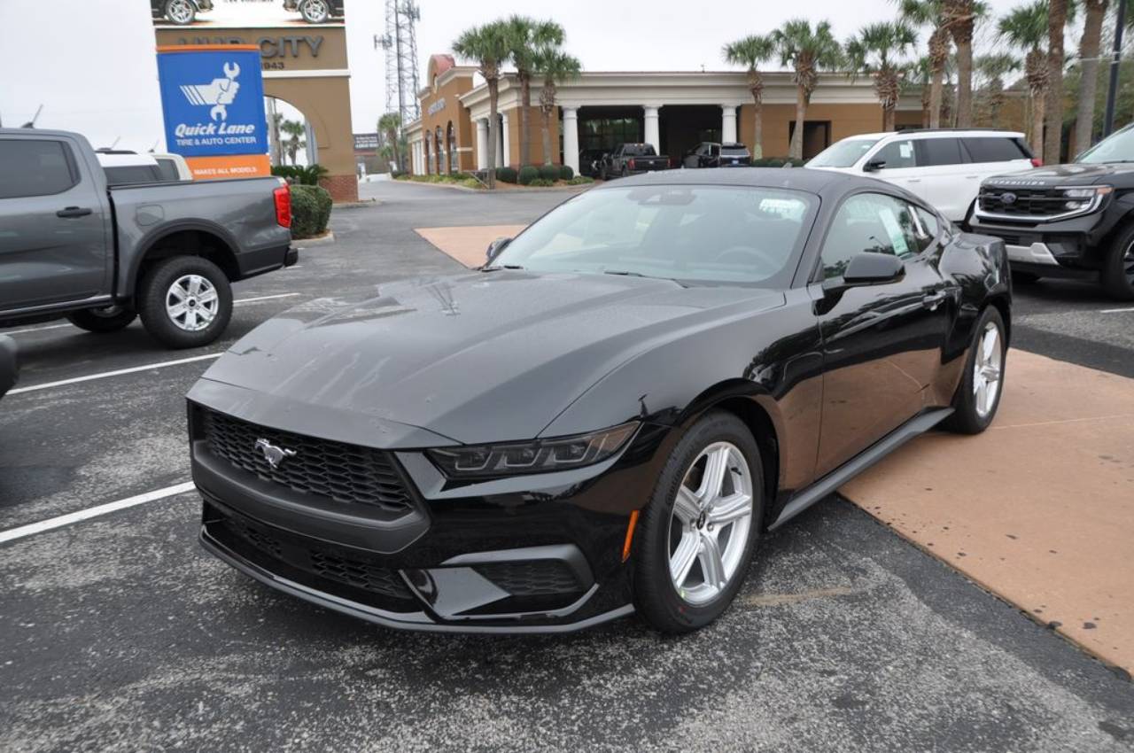 2026 Ford Mustang EcoBoost's photo