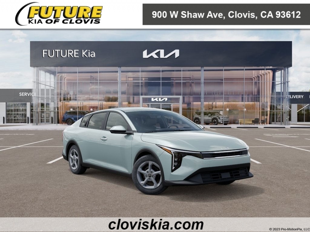 New 2025 Kia K4 LXS