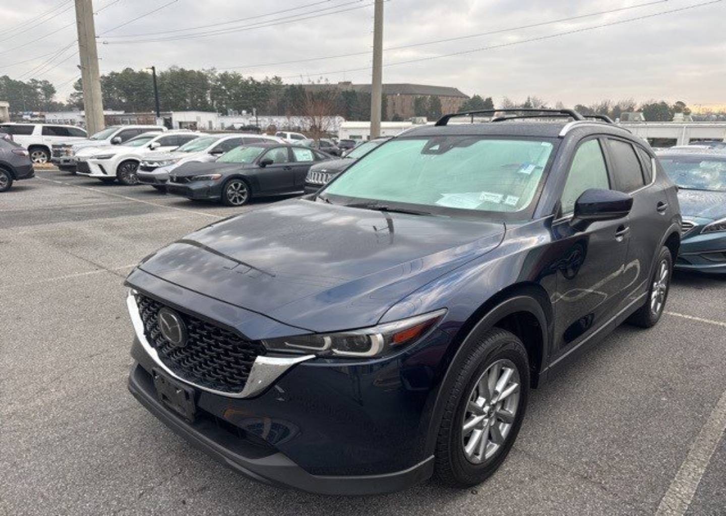 2023 Mazda CX-5 S Preferred package's photo