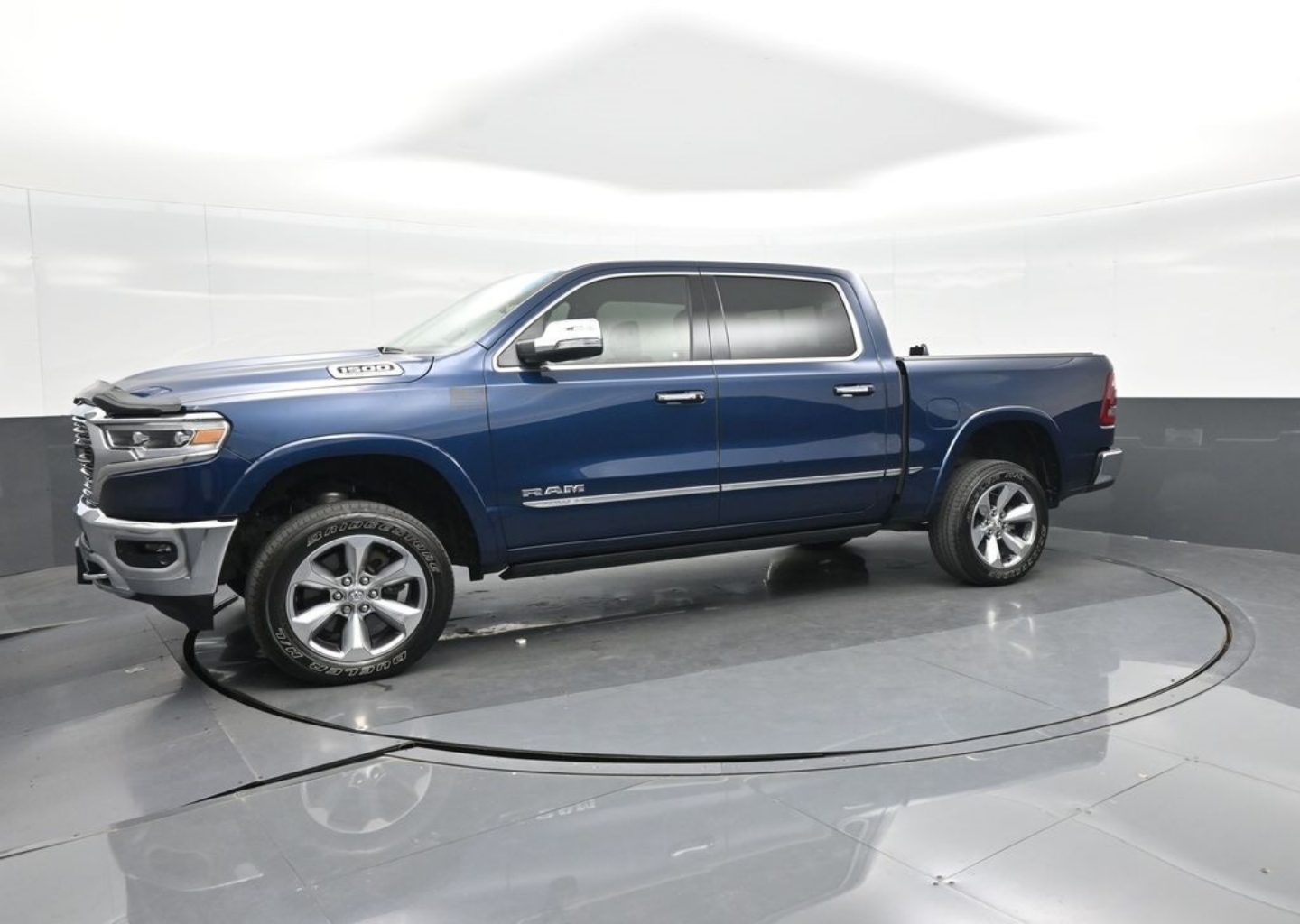 2022 RAM Ram 1500 Pickup Limited's photo