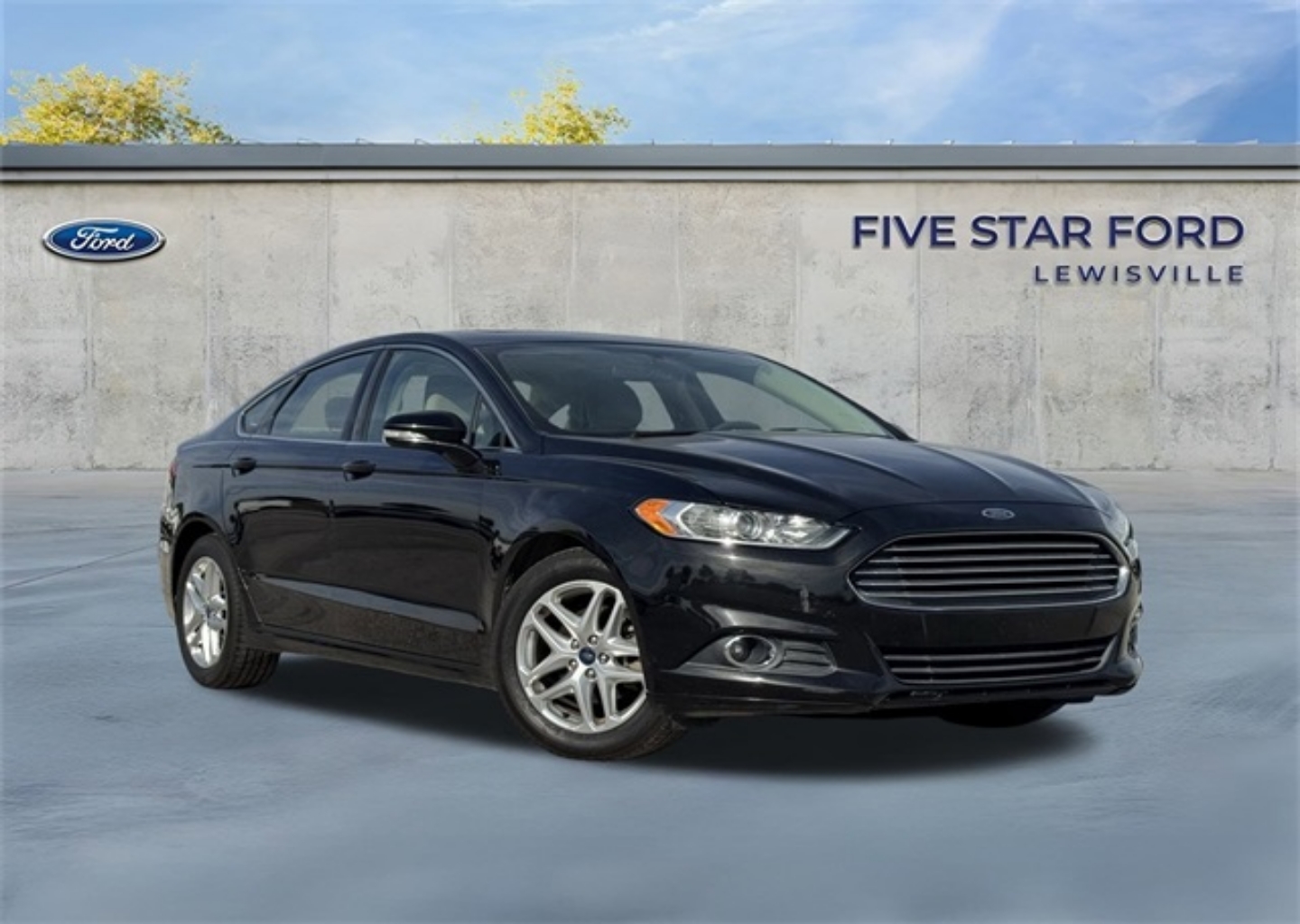 2013 Ford Fusion SE's photo