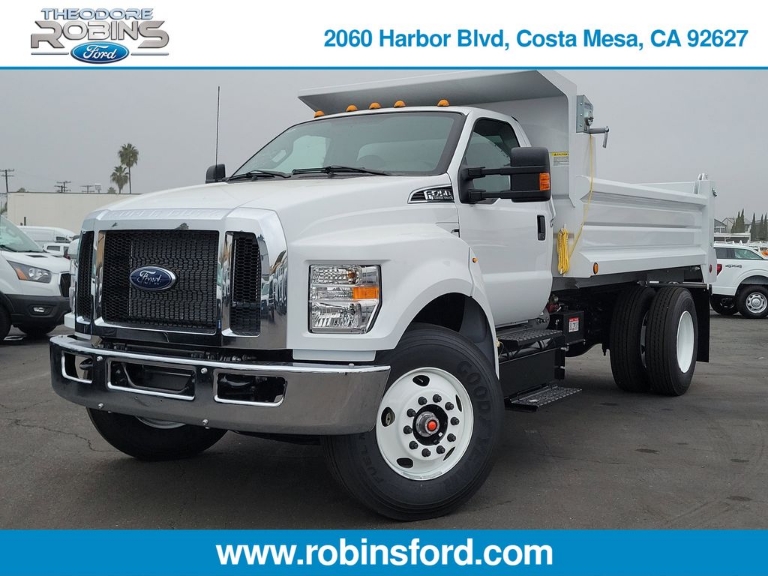 2026 Ford F-750SD Base