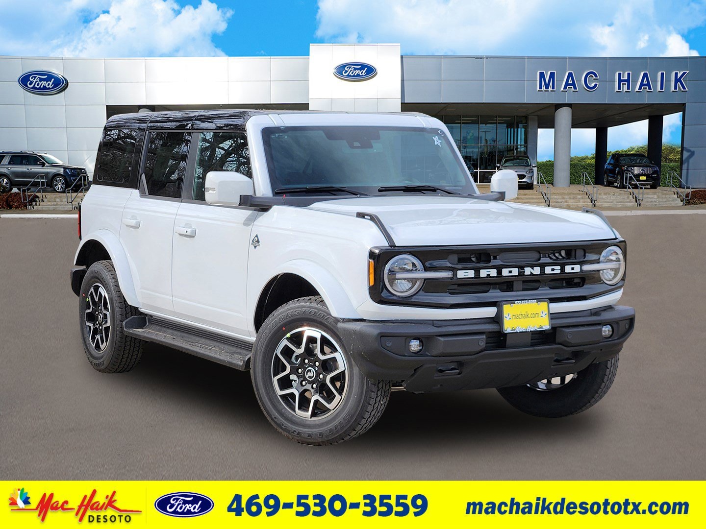 2025 Ford Bronco 4-Door Outer Banks's photo