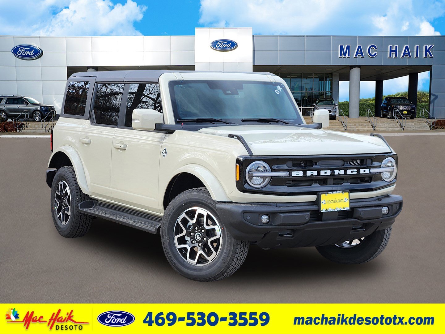 2025 Ford Bronco 4-Door Outer Banks's photo