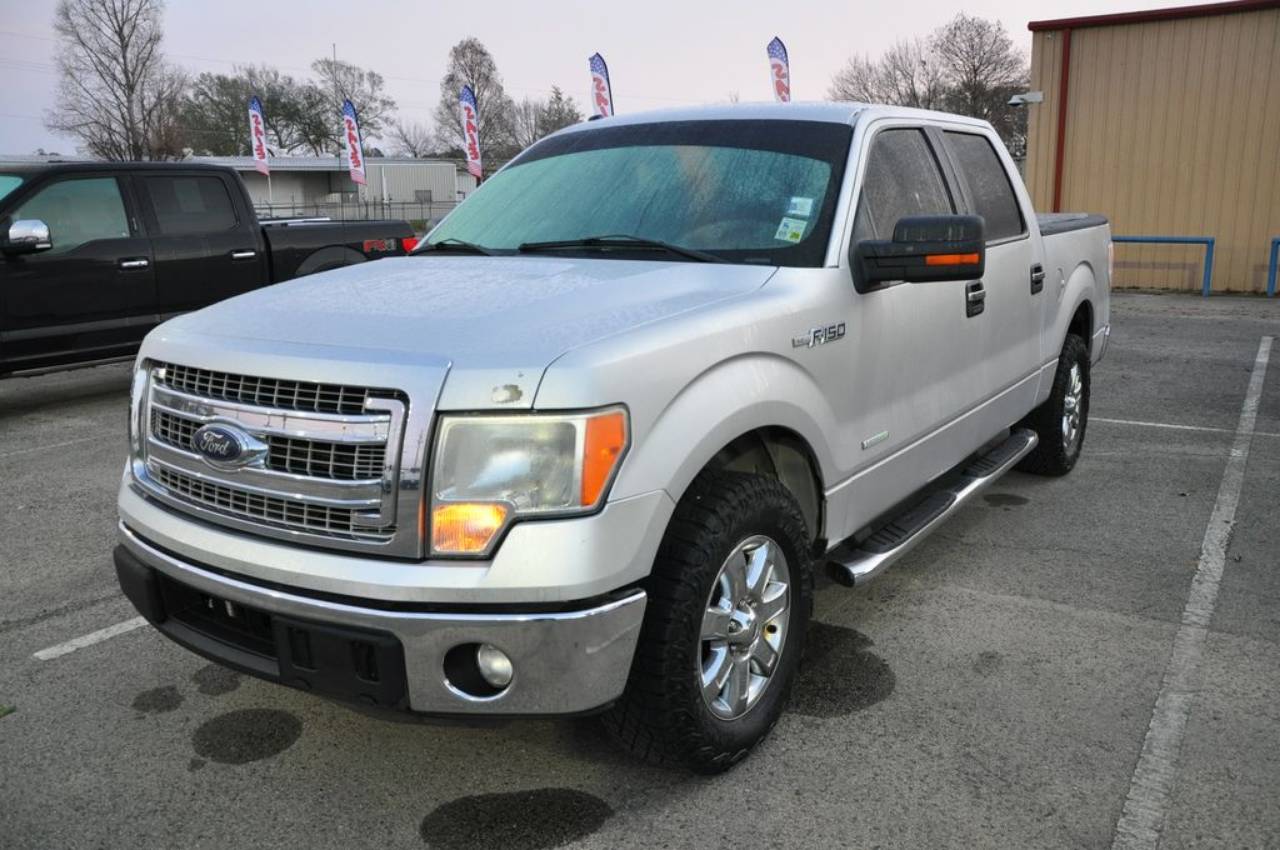 2014 Ford F-150 XLT's photo