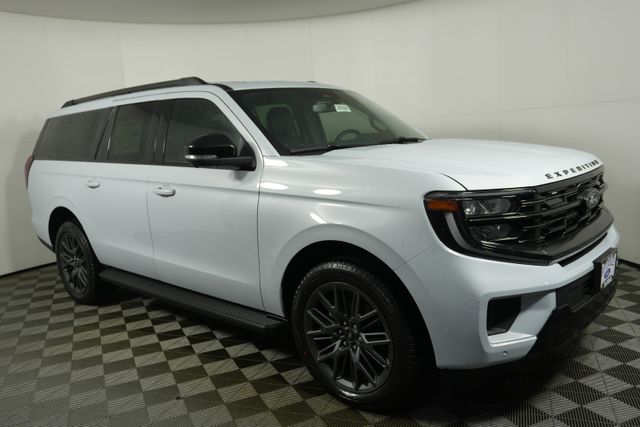2026 Ford Expedition Platinum's photo