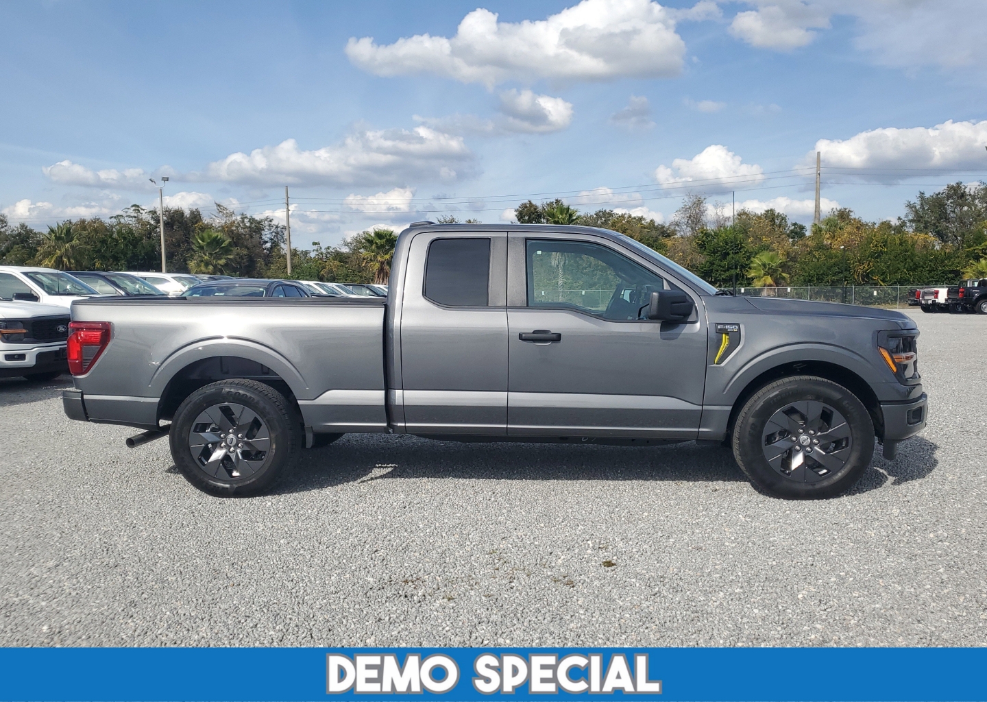 2025 Ford F-150 STX's photo