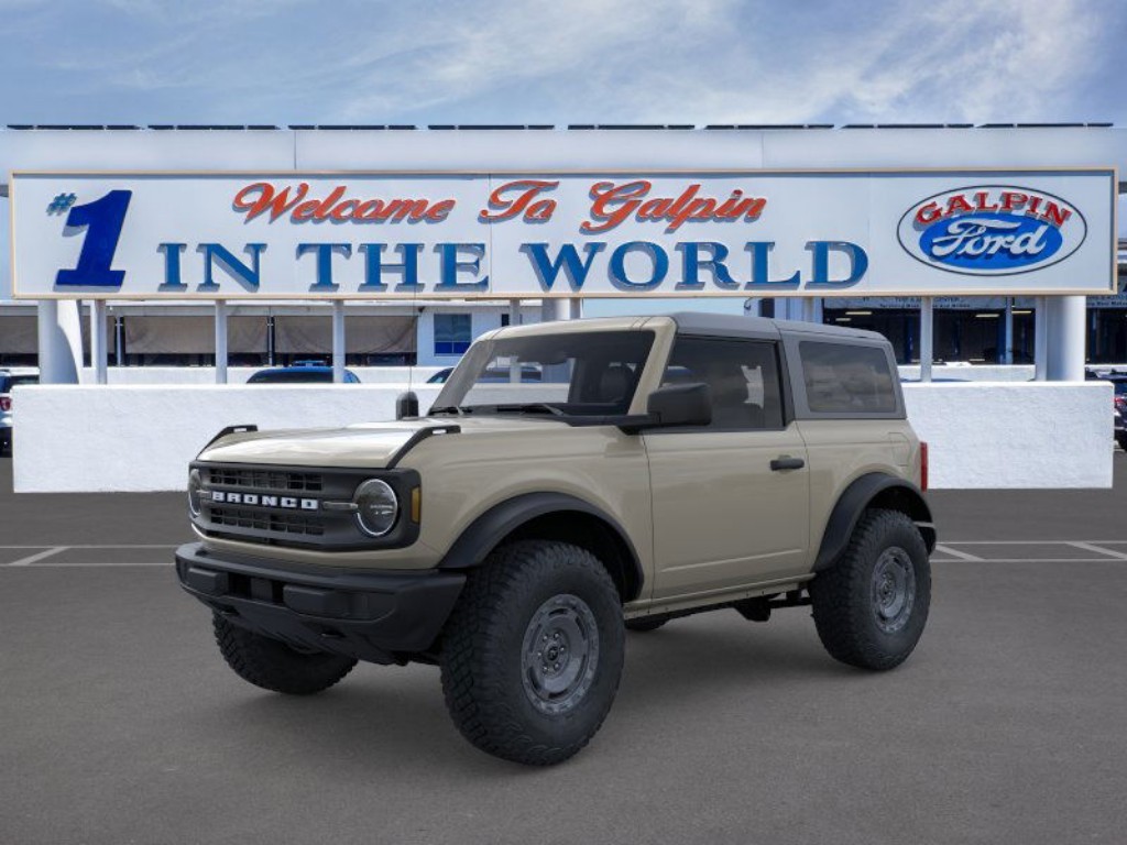 2025 Ford Bronco Base