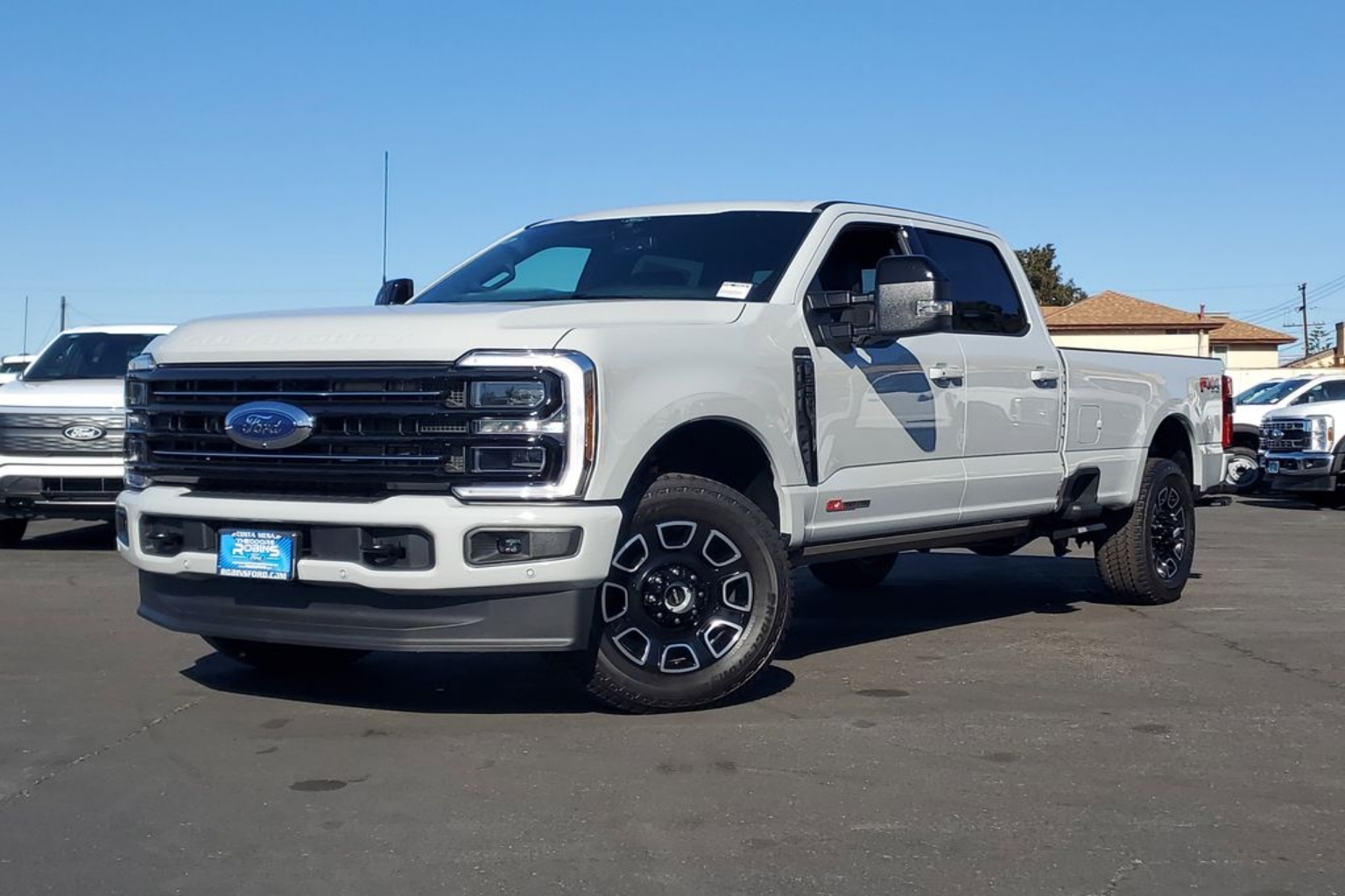 2026 Ford F-350 Super Duty Platinum