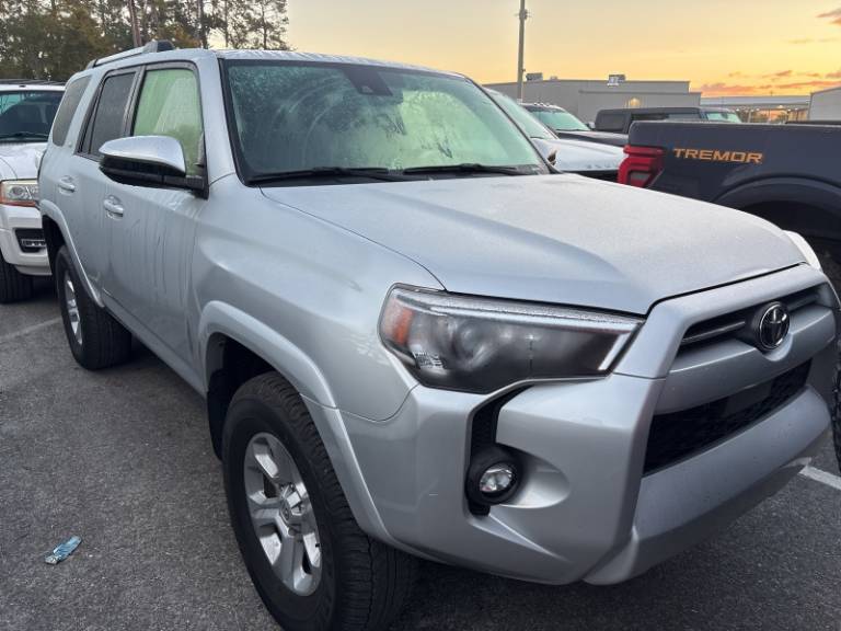 2024 Toyota 4Runner SR5