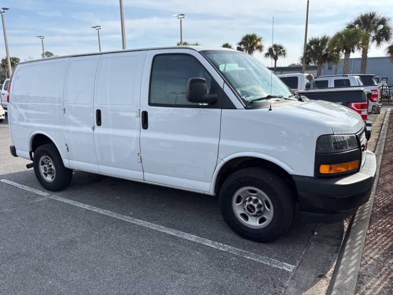 2023 GMC Savana 2500 Work Van