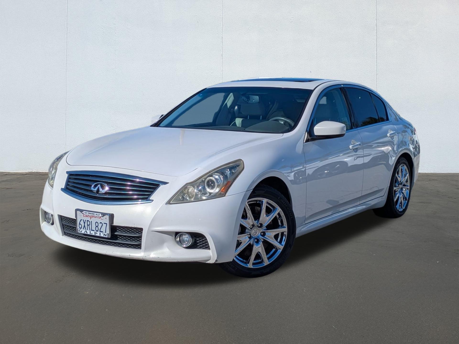 Used 2012 INFINITI G37 Journey