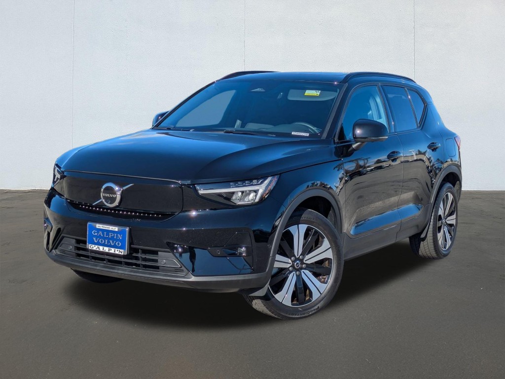 2023 Volvo XC40 Recharge Pure Electric Twin Plus