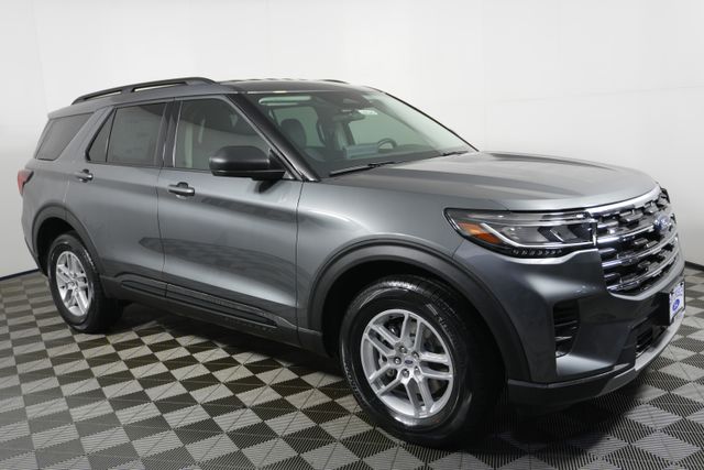 2026 Ford Explorer Active's photo