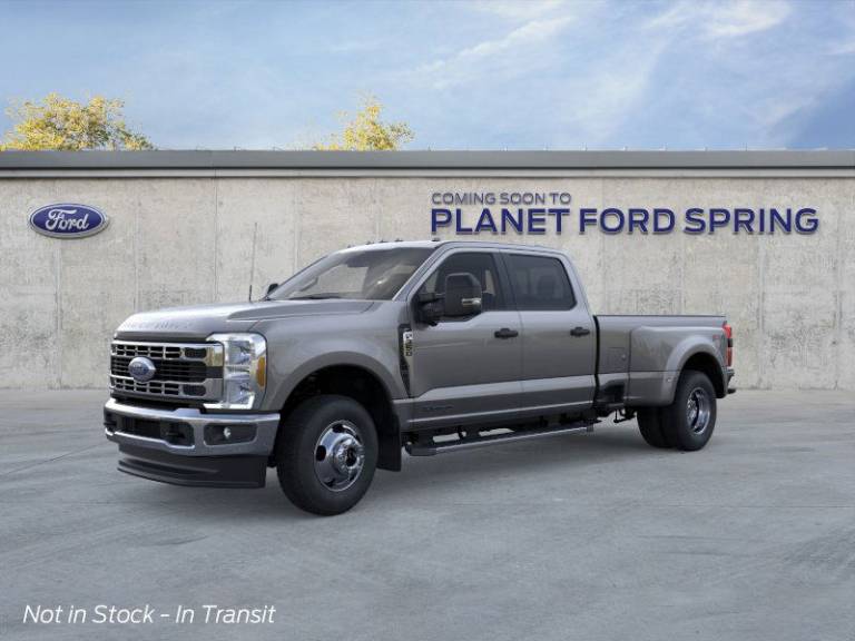 2026 Ford Super Duty F-350 DRW XLT 4WD Crew Cab 8' Box