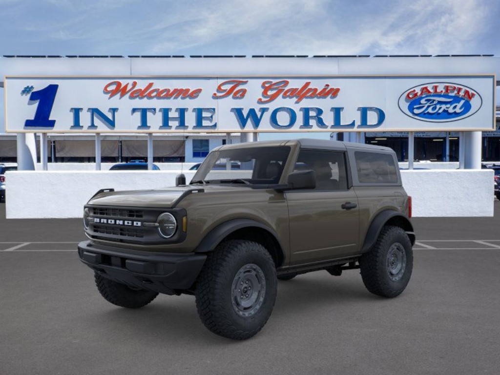 2025 Ford Bronco Base
