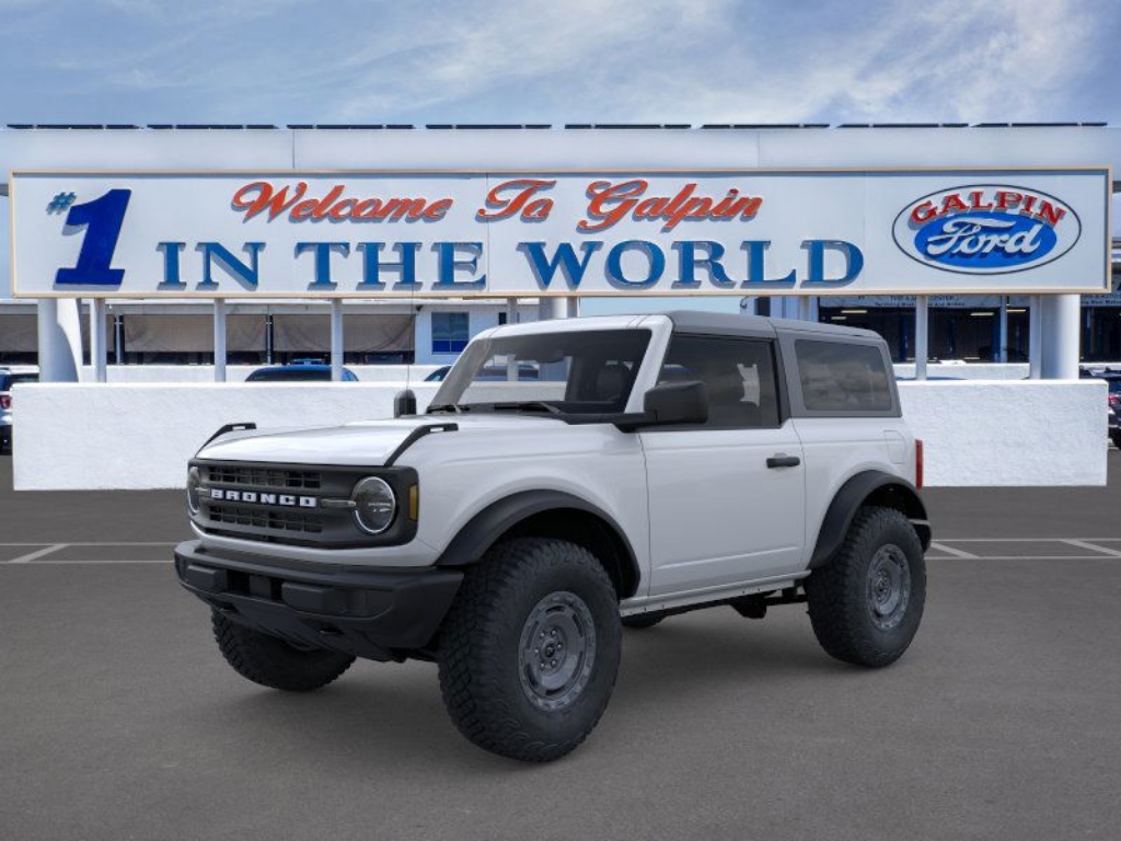 2025 Ford Bronco Base