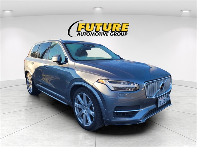 2016 Volvo XC90 Hybrid T8 Inscription