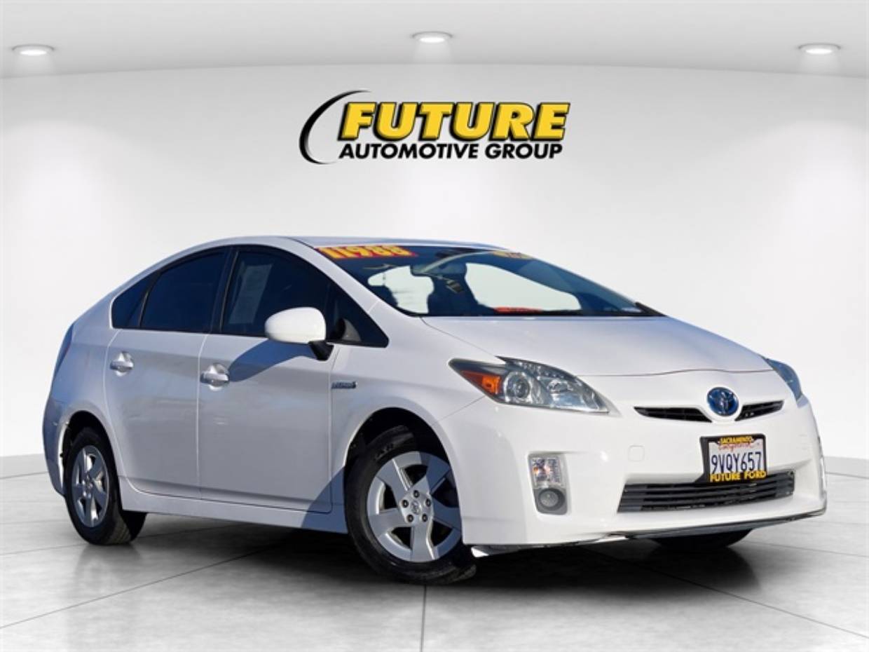 2010 Toyota Prius II's photo