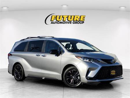 2024 Toyota Sienna XSE