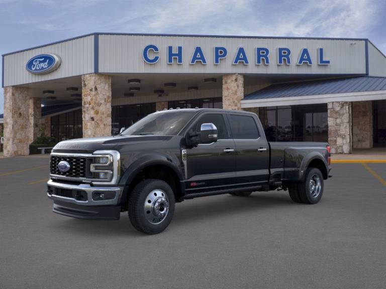 2026 Ford Super Duty F-450 DRW LARIAT