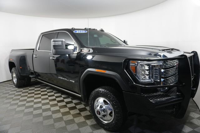 2022 GMC Sierra 3500HD Denali's photo