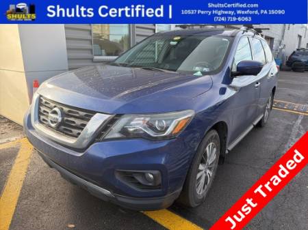 2017 Nissan Pathfinder SL