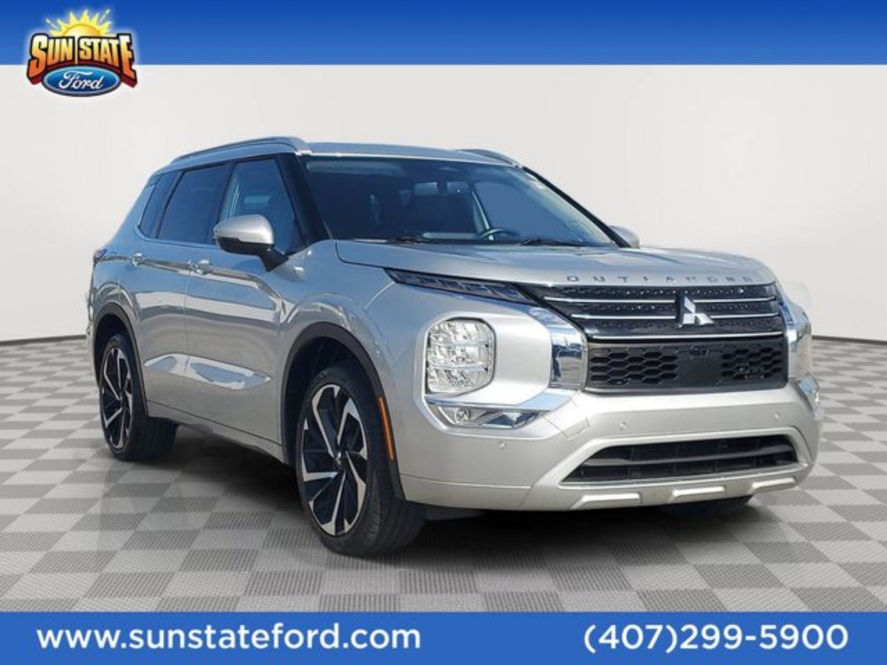 2024 Mitsubishi Outlander SEL's photo