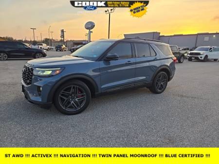 2025 Ford Explorer ST