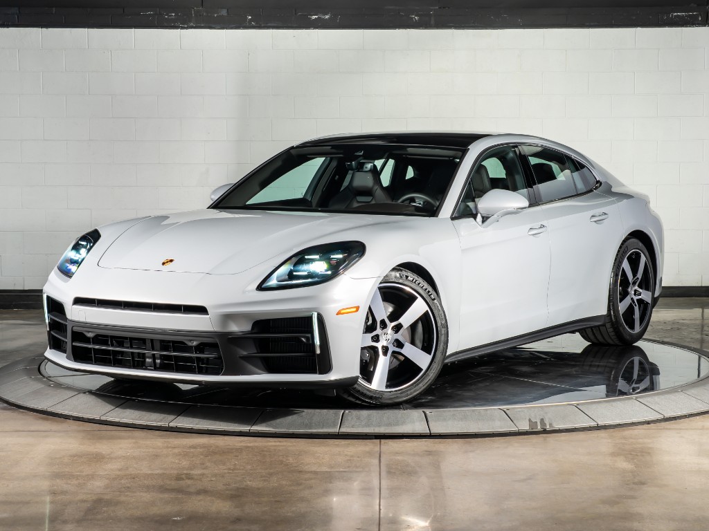 2026 Porsche Panamera
