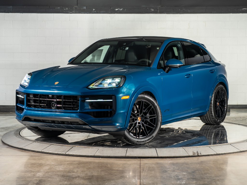 2026 Porsche Cayenne Coupe GTS