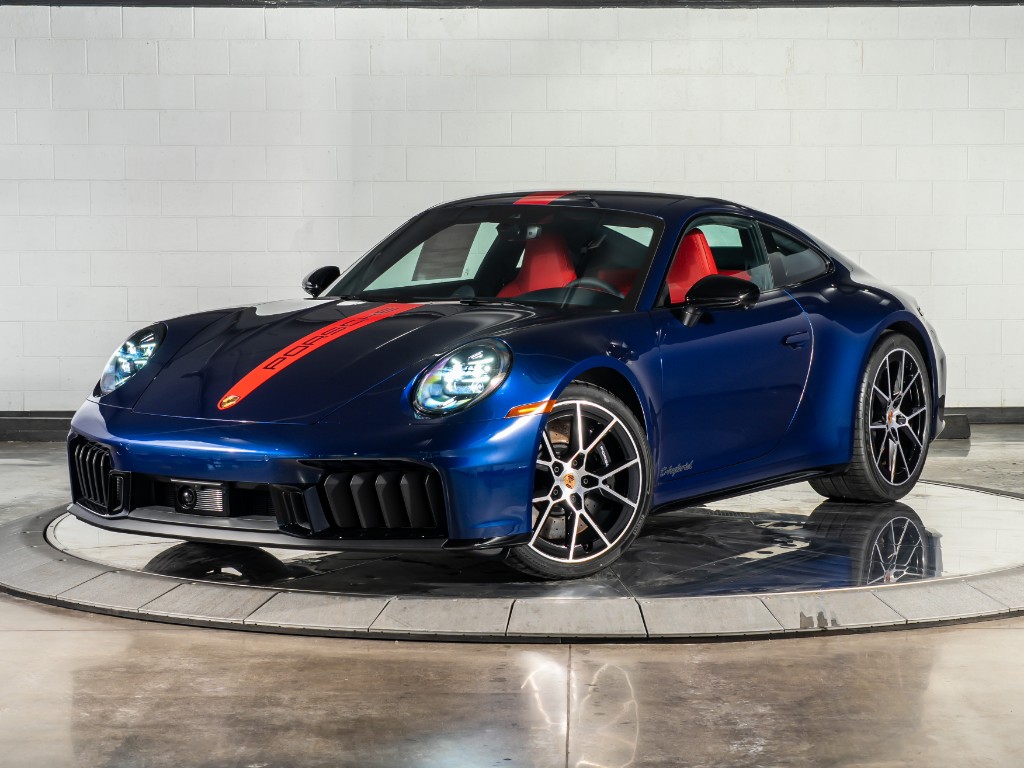 2026 Porsche 911 Carrera 4 GTS