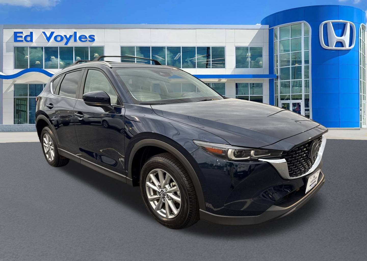 2023 Mazda CX-5 S Preferred package